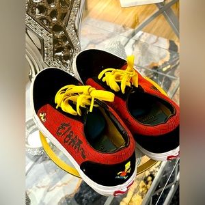 Boys Simpson's limited edition Vans Sz 2.5 Gently worn